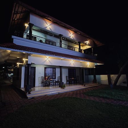 Chilanka Lake View Resort Alappuzha Екстериор снимка