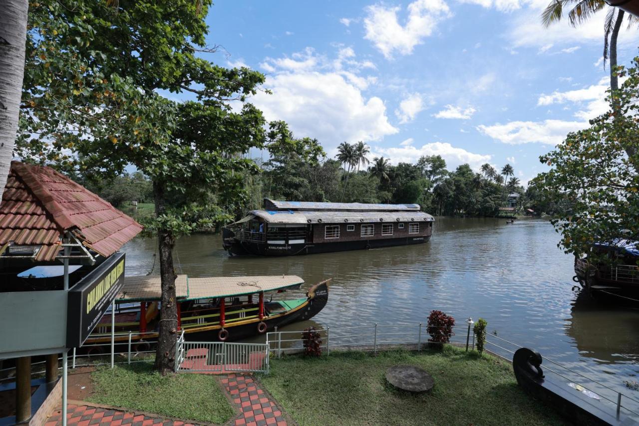 Chilanka Lake View Resort Alappuzha Екстериор снимка