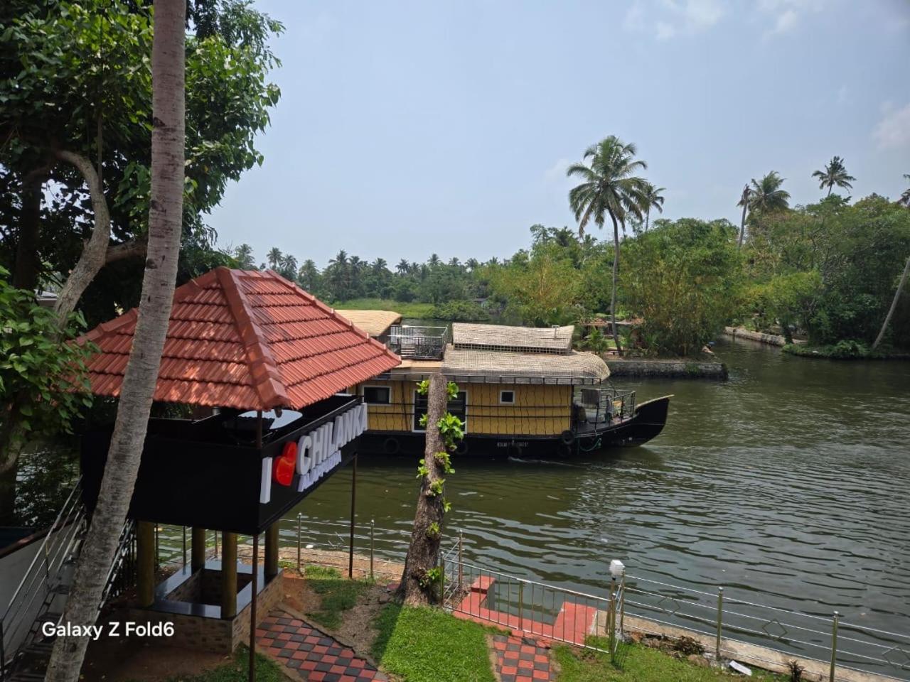 Chilanka Lake View Resort Alappuzha Екстериор снимка